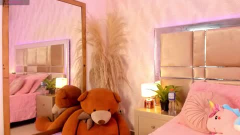 Brenda online show from 09/20/25, 07:31