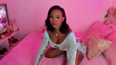 Snapshot of brunettklaryss chatting on 04/24/26, 05:21 Brenda online show from 04/24/26, 05:21