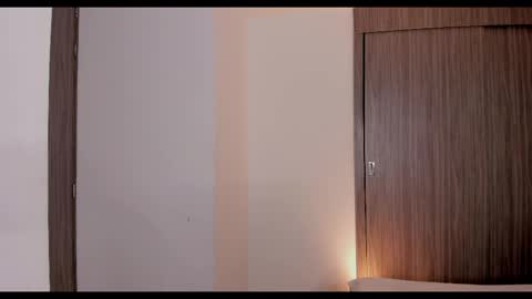     online show from 10/16/25, 08:43