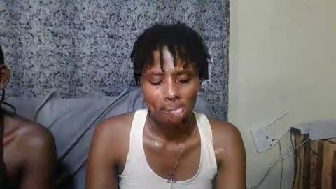 Snapshot of brunnette_blonde chatting on 03/10/26, 03:11 everyday online show from 03/10/26, 03:11