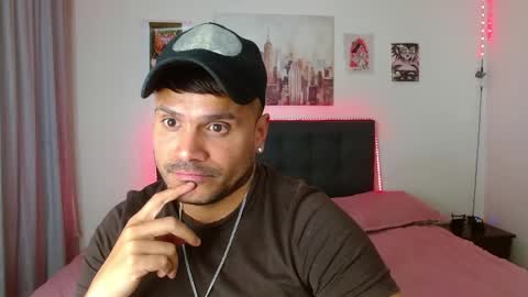 bruno_booss online show from 04/05/26, 01:36