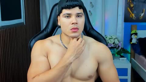 Snapshot of bruno_coleman chatting on 03/24/26, 08:30 Bruno coleman online show from 03/24/26, 08:30