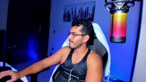 Bruno online show from 01/05/25, 03:43