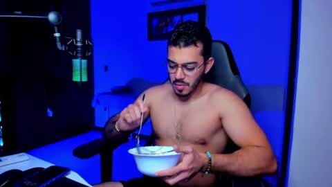 Snapshot of bruno_diaz31 chatting on 06/16/26, 05:43 Bruno online show from 06/16/26, 05:43