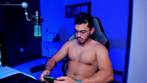 Snapshot of bruno_diaz31 chatting on 06/17/26, 12:29 Bruno online show from 06/17/26, 12:29