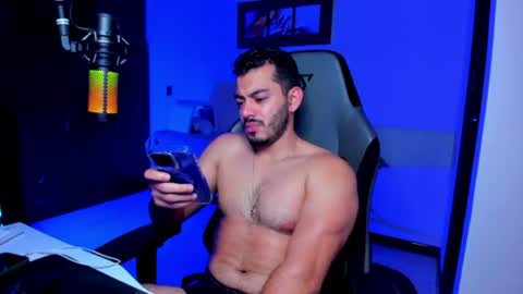 Snapshot of bruno_diaz31 chatting on 06/24/26, 05:28 Bruno online show from 06/24/26, 05:28