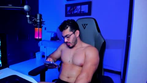 Snapshot of bruno_diaz31 chatting on 07/16/26, 05:02 Bruno online show from 07/16/26, 05:02
