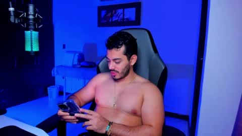 Snapshot of bruno_diaz31 chatting on 07/18/26, 05:00 Bruno online show from 07/18/26, 05:00