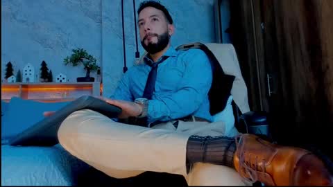 Andres Suarez online show from 12/11/24, 06:09