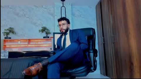 Andres Suarez online show from 03/04/25, 09:32