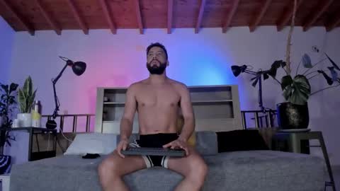 Andres Suarez online show from 02/03/26, 12:42