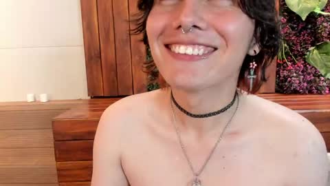 Snapshot of brunodeluca_ chatting on 06/08/26, 01:39 Bruno online show from 06/08/26, 01:39
