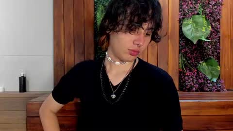 Snapshot of brunodeluca_ chatting on 06/27/26, 06:35 Bruno online show from 06/27/26, 06:35