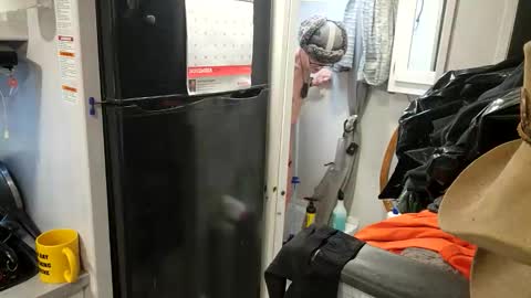 Steve... aka SkinnieDippin aka TimberTramp online show from 12/05/25, 06:59