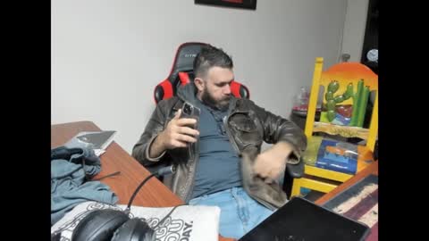 BRUTALMASTER1983 online show from 01/08/25, 07:13