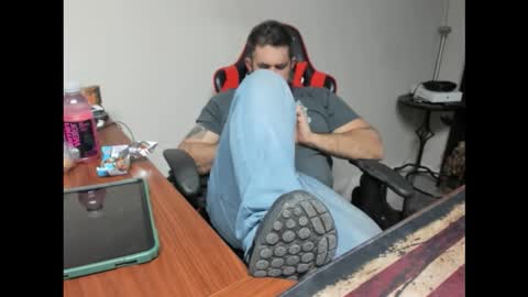 BRUTALMASTER1983 online show from 11/25/25, 10:43