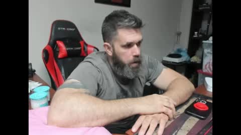Snapshot of brutalmaster1983 chatting on 04/20/26, 02:14 BRUTALMASTER1983 online show from 04/20/26, 02:14