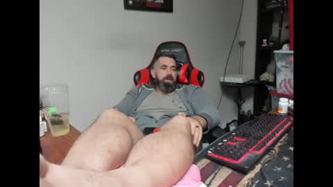Snapshot of brutalmaster1983 chatting on 06/24/26, 06:45 BRUTALMASTER1983 online show from 06/24/26, 06:45
