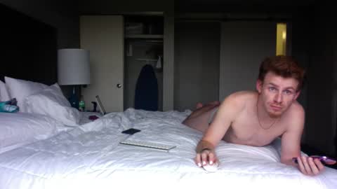 Snapshot of brxdd88 chatting on 10/28/25, 08:00 BRADDY online show from 10/28/25, 08:00