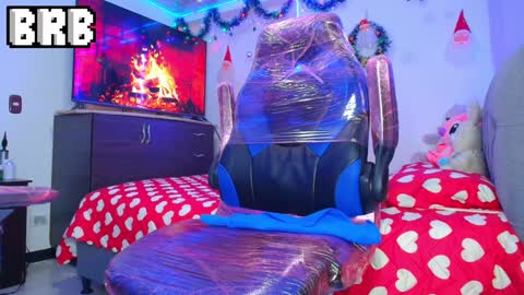 BRYAM INDEPENDENT MODEL online show from 12/07/24, 04:42