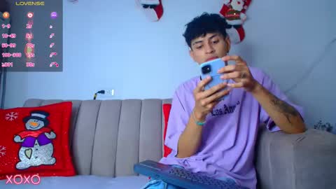 BRYAM INDEPENDENT MODEL online show from 12/23/25, 03:37