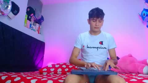 BRYAM INDEPENDENT MODEL online show from 03/01/26, 10:56