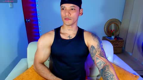 Snapshot of bryan_boy_ chatting on 06/19/26, 02:16 bryan online show from 06/19/26, 02:16