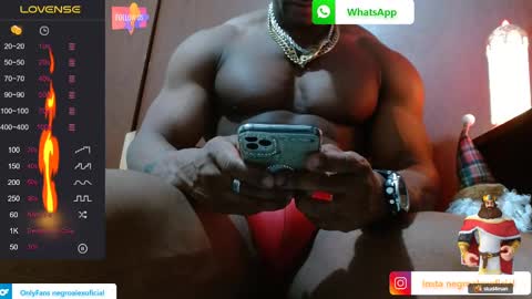 Snapshot of bryan_colen chatting on 02/23/25, 11:14 Enjoy the best muscle straws   online show from 02/23/25, 11:14
