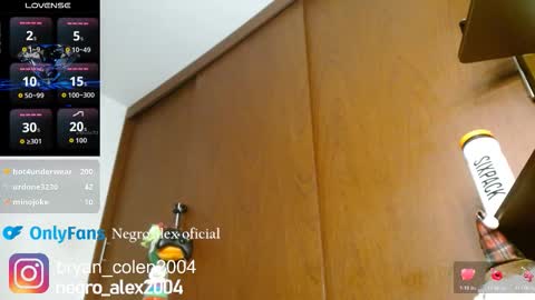 Snapshot of bryan_colen chatting on 10/14/25, 11:22 Enjoy the best muscle straws   online show from 10/14/25, 11:22