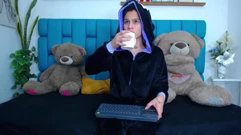 Snapshot of bryan_hotty chatting on 02/24/26, 11:19 Bryan online show from 02/24/26, 11:19