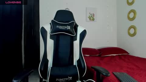 Snapshot of bryan_oficials chatting on 02/20/26, 06:26 bryan_oficials online show from 02/20/26, 06:26