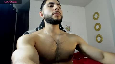 Snapshot of bryan_oficials chatting on 02/28/26, 04:02 bryan_oficials online show from 02/28/26, 04:02