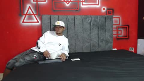 bryana_and_maicoll online show from 10/28/25, 02:37