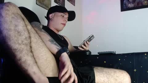 Snapshot of bryanhot23 chatting on 02/05/25, 10:22 BRYAN HOT23 online show from 02/05/25, 10:22