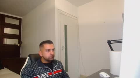 Snapshot of brycereign chatting on 04/11/26, 04:50 BryceReign online show from 04/11/26, 04:50