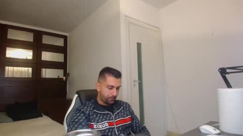 Snapshot of brycereign chatting on 04/14/26, 04:40 BryceReign online show from 04/14/26, 04:40