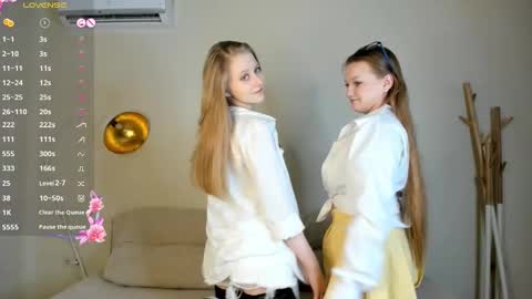 Snapshot of brynrice chatting on 12/10/24, 05:28 Mary Please help us to reach 120 thumbs up online show from 12/10/24, 05:28