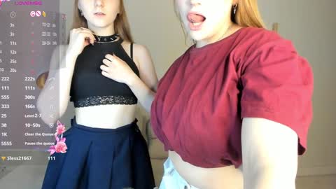 Snapshot of brynrice chatting on 01/09/25, 05:13 Mary Please help us to reach 120 thumbs up online show from 01/09/25, 05:13