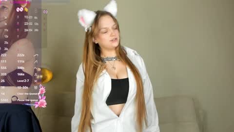 Snapshot of brynrice chatting on 01/11/25, 05:10 Mary Please help us to reach 120 thumbs up online show from 01/11/25, 05:10