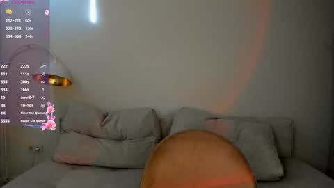 Snapshot of brynrice chatting on 01/22/25, 08:07 Mary Please help us to reach 120 thumbs up online show from 01/22/25, 08:07