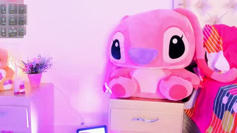 Carly     online show from 02/05/25, 12:27