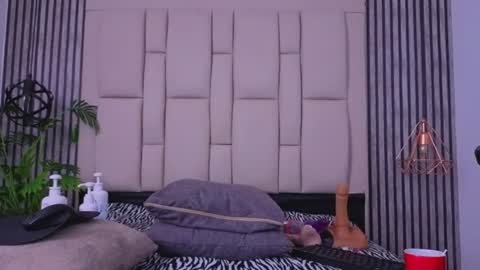 Snapshot of bryonycute chatting on 06/24/26, 12:04 BRYONY online show from 06/24/26, 12:04