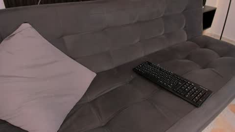 Bryxon  online show from 12/05/24, 06:33