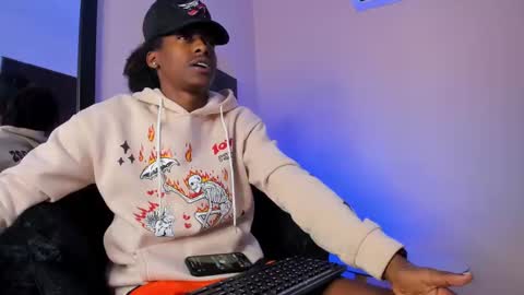 Bryxon  online show from 03/07/25, 02:12