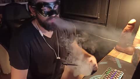 Snapshot of btarkhun chatting on 03/27/26, 01:33 Anal Orgasm online show from 03/27/26, 01:33