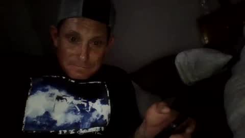 Snapshot of btownstud chatting on 09/22/25, 06:32 btownstud online show from 09/22/25, 06:32