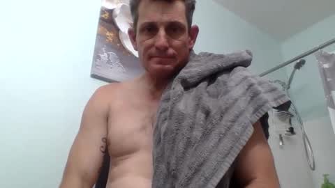 Snapshot of btownstud chatting on 06/11/26, 04:16 btownstud online show from 06/11/26, 04:16