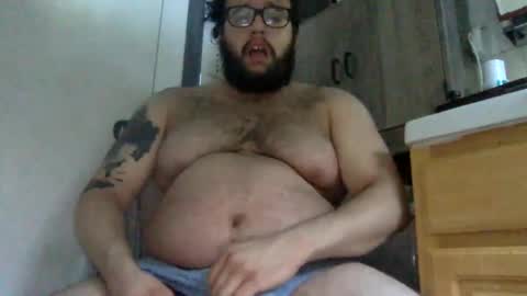 Snapshot of bttmchub98 chatting on 09/28/25, 06:35 bttmchub98 online show from 09/28/25, 06:35