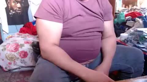 Snapshot of bubbasmalls chatting on 01/12/25, 08:57 Bubba Smalls online show from 01/12/25, 08:57