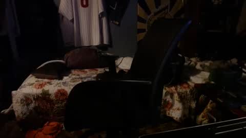 Snapshot of bubbasmalls chatting on 09/18/25, 07:32 Bubba Smalls online show from 09/18/25, 07:32